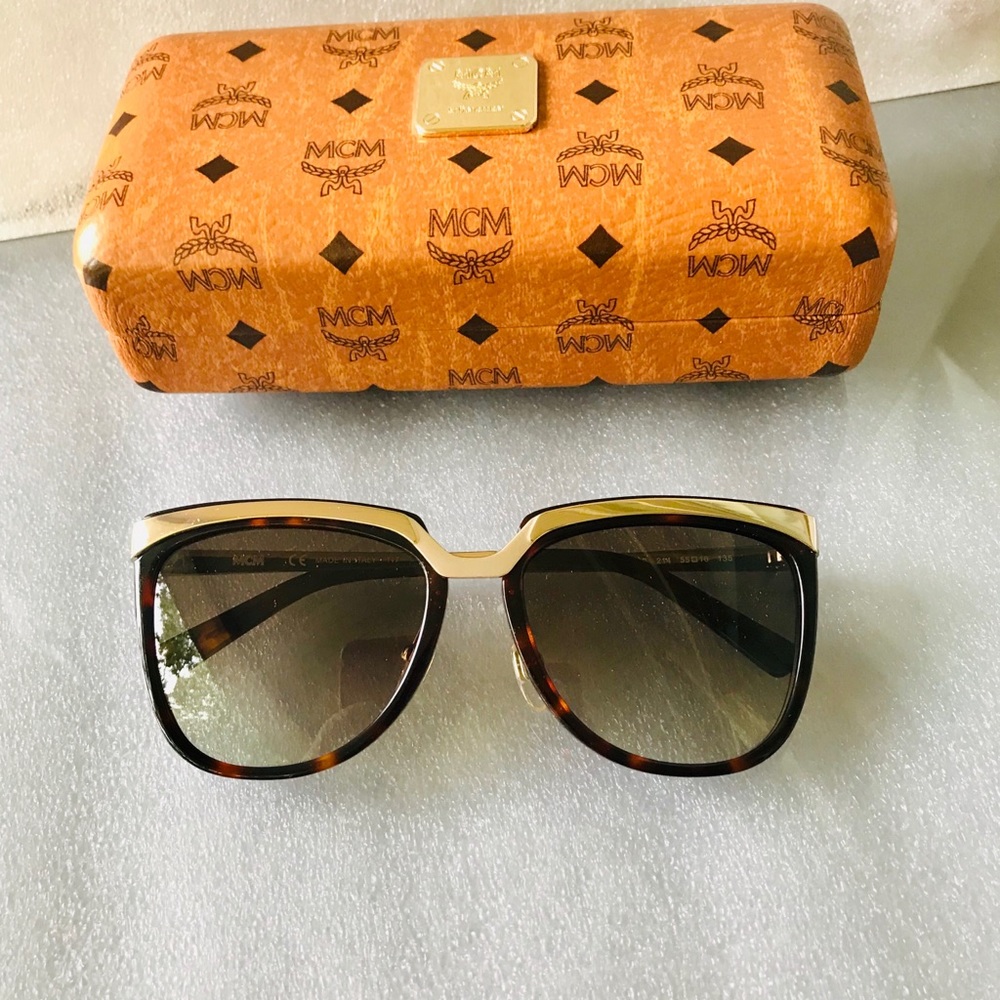 NEW MCM SUNGLASSES